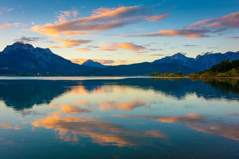 Sonnenaufgang am Forggensee - fotokunst von Martin Wasilewski