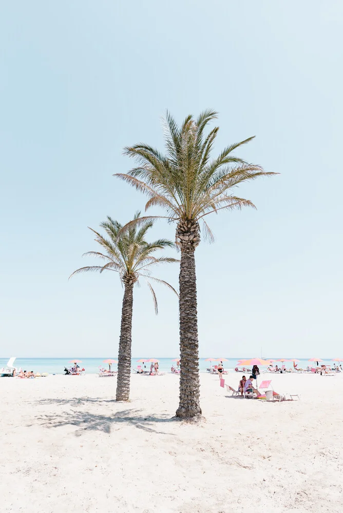 Beach life in Sicily - fotokunst von Photolovers .