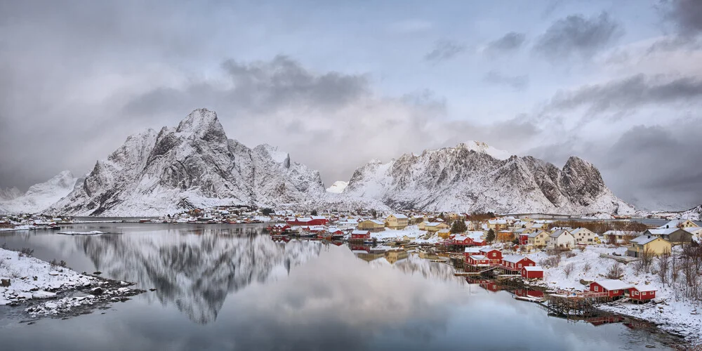 The beautiful fishing village of Reine - Fineart photography by Rolf Schnepp