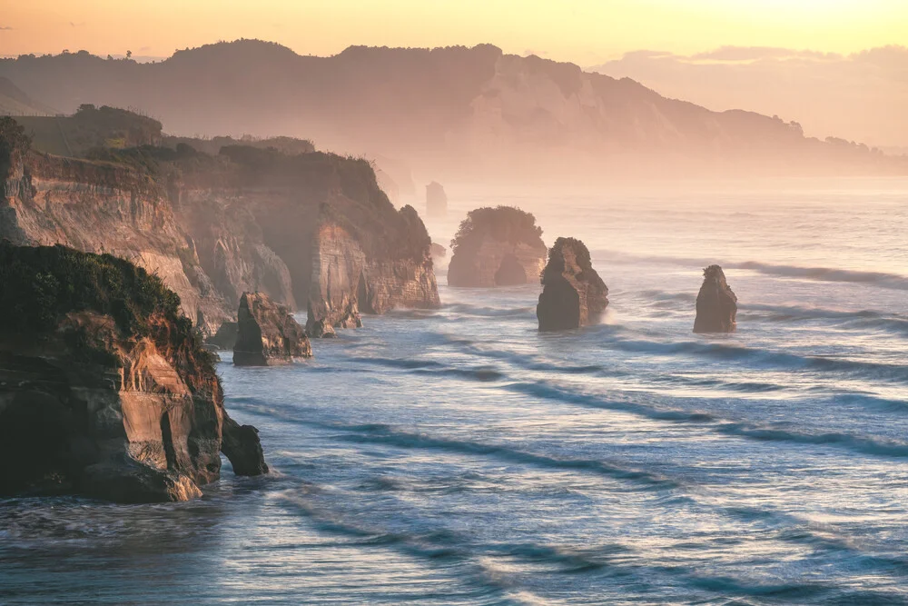 Neuseeland Three Sisters im Abendlicht - fotokunst von Jean Claude Castor