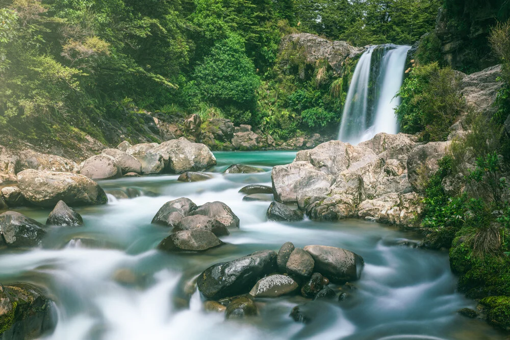 Neuseeland Gollum's Pond Tongariro Nationalpark - Fineart photography by Jean Claude Castor