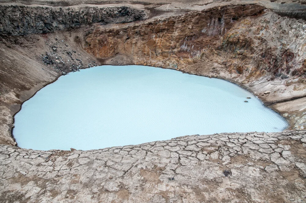 Volcanic Lake - fotokunst von Sebastian Berger