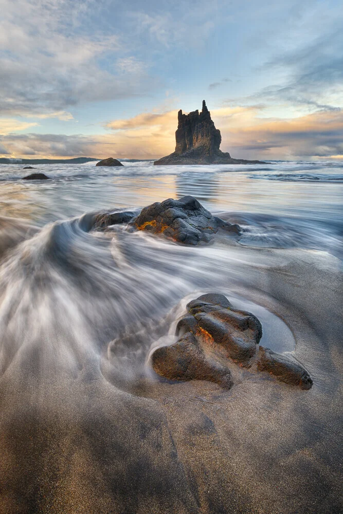 Benijo Beach at dusk - Fineart photography by Rolf Schnepp