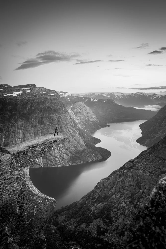 trolltunga - fotokunst von Christoph Schaarschmidt