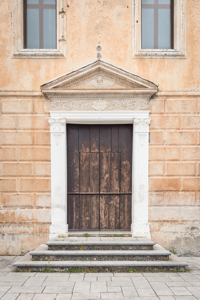 Brown door - Fineart photography by Photolovers .