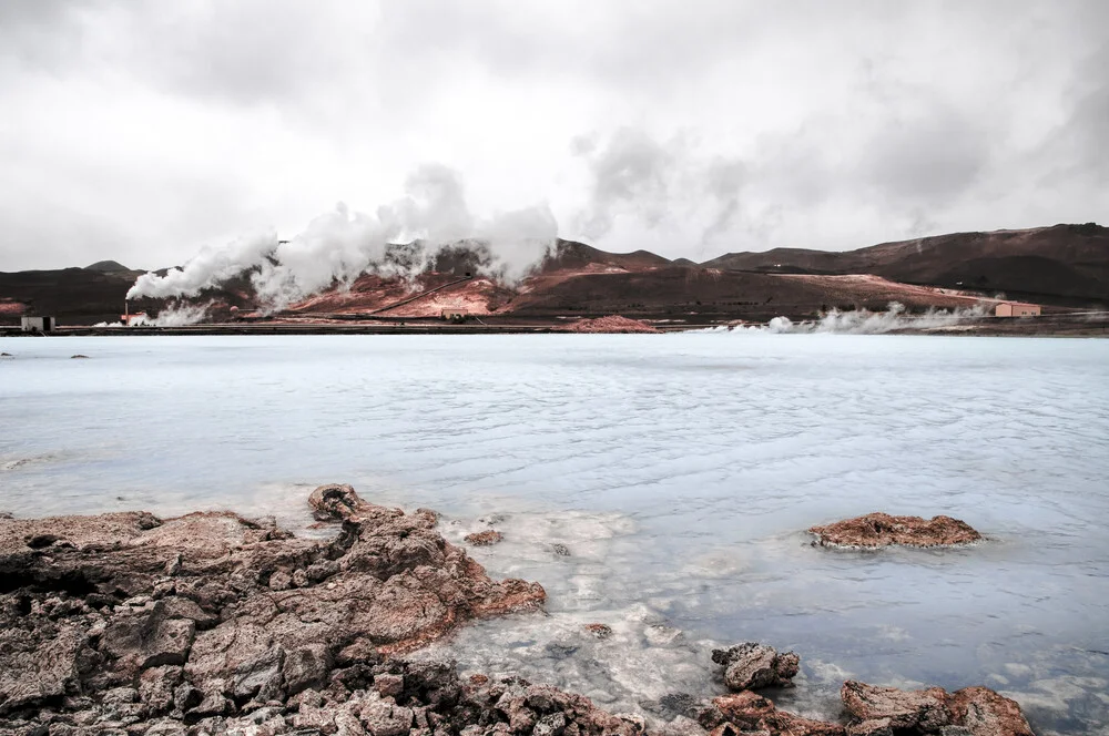 Geothermal Lake - fotokunst von Sebastian Berger