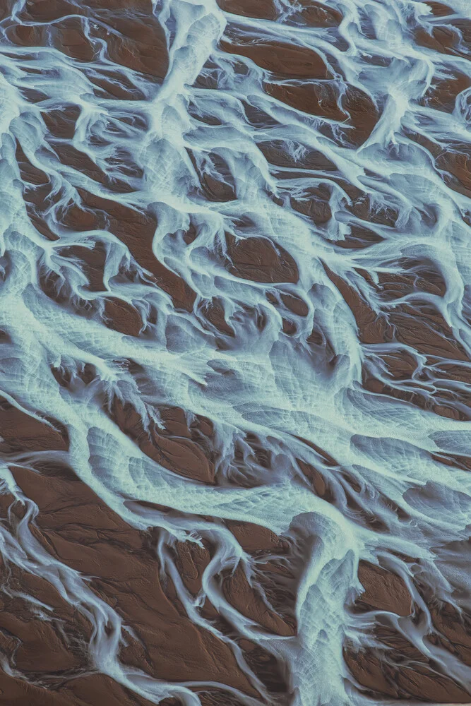 Glacial Flow, Island – Fotokunst von Michael Jurek als Poster oder Acrylglasbild