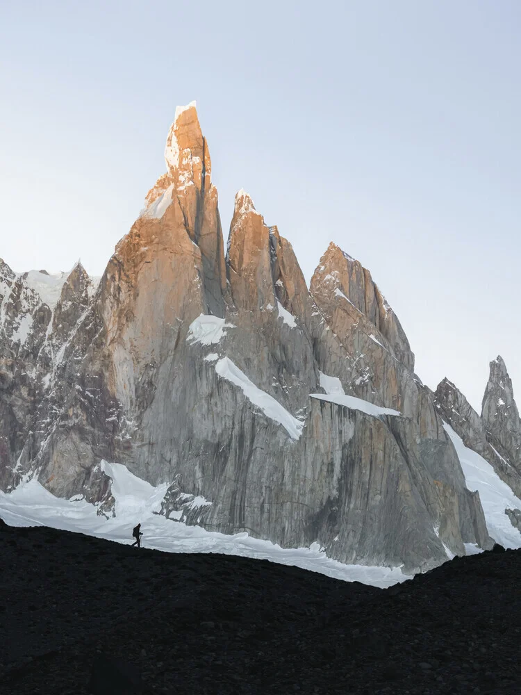 Cerro Torre, Argentinien, Argentinien – Fotokunst von Reiner Hofer als Poster oder Acrylglasbild