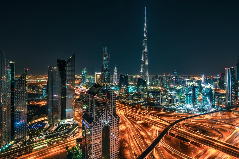 Photo art by Achim Thomae: panoramic view of the futuristic Dubai skyline