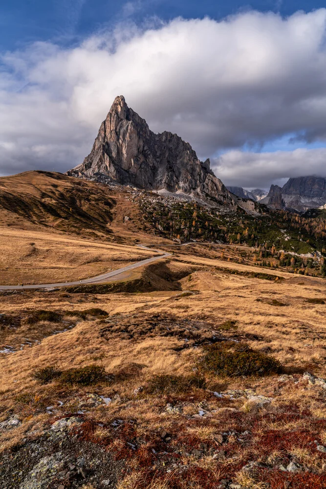 Photo art by Achim Thomae: Giau Pass showcasing autumn colors in the Dolomites