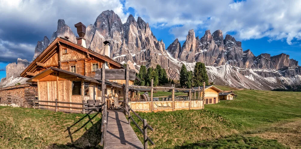Photo art by Achim Thomae: picturesque alpine landscape with a mountain hut