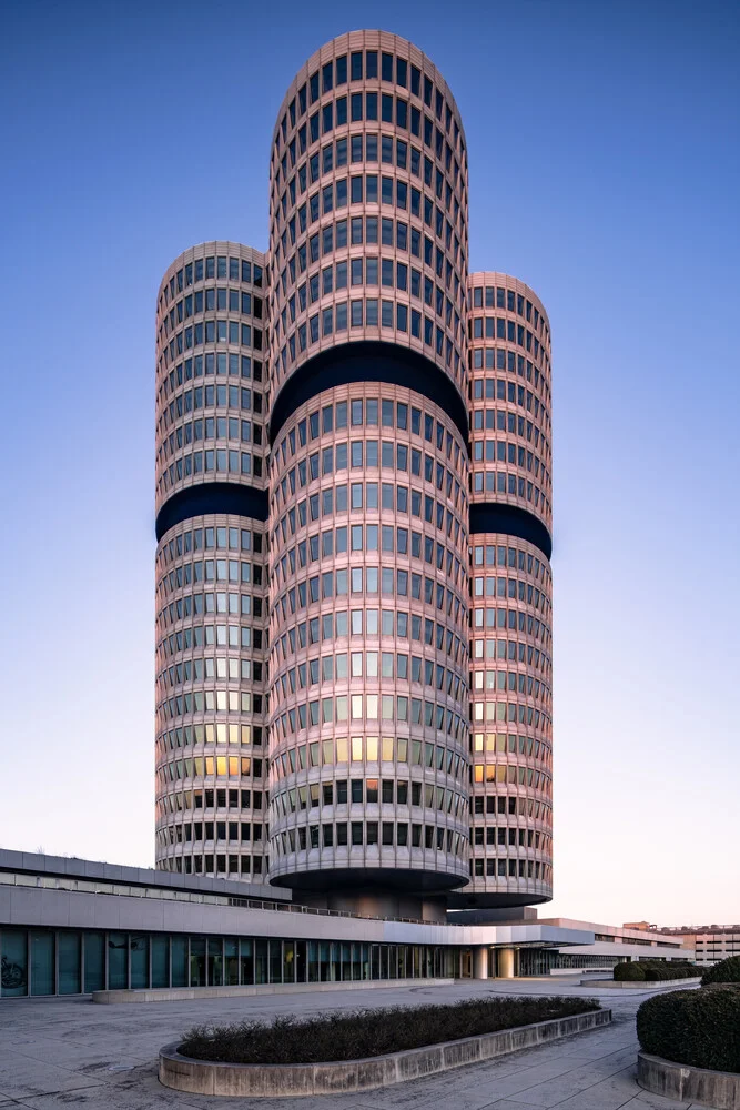 Photo art by Achim Thomae: modern BMW headquarters in Munich at sunset