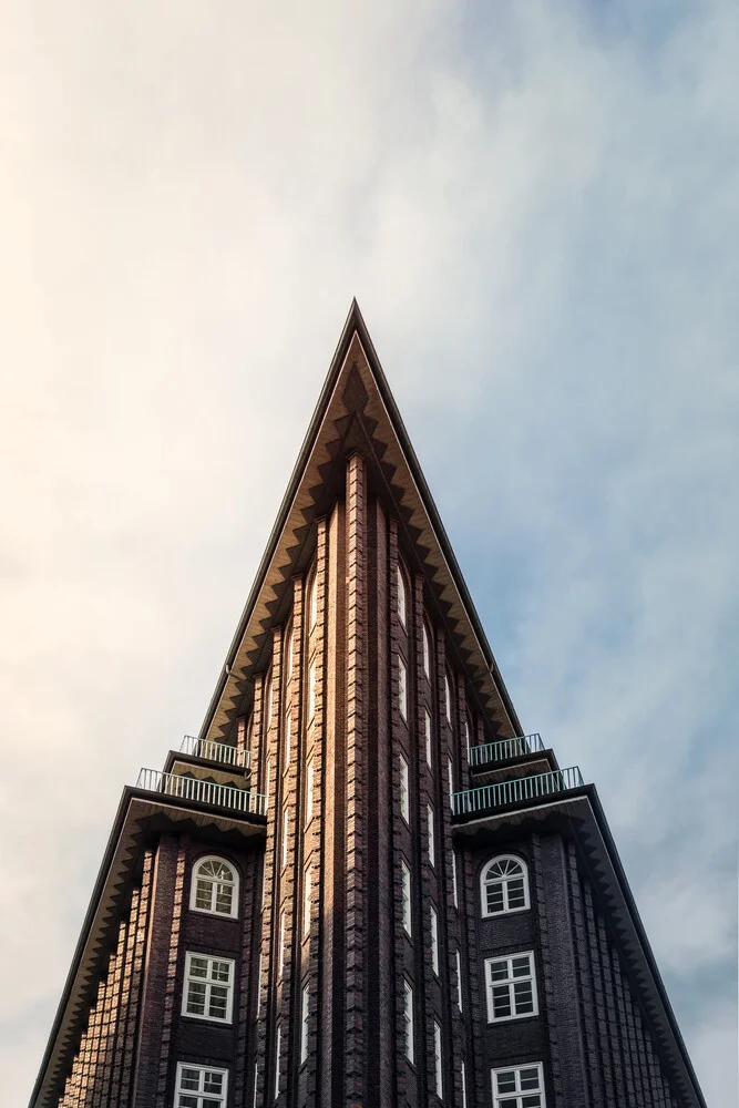 Fotokunst von Björn Witt: elegant gestaltetes Chilehaus in Hamburg