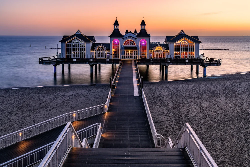 Sunrise over the sea with soft colors and a calm atmosphere