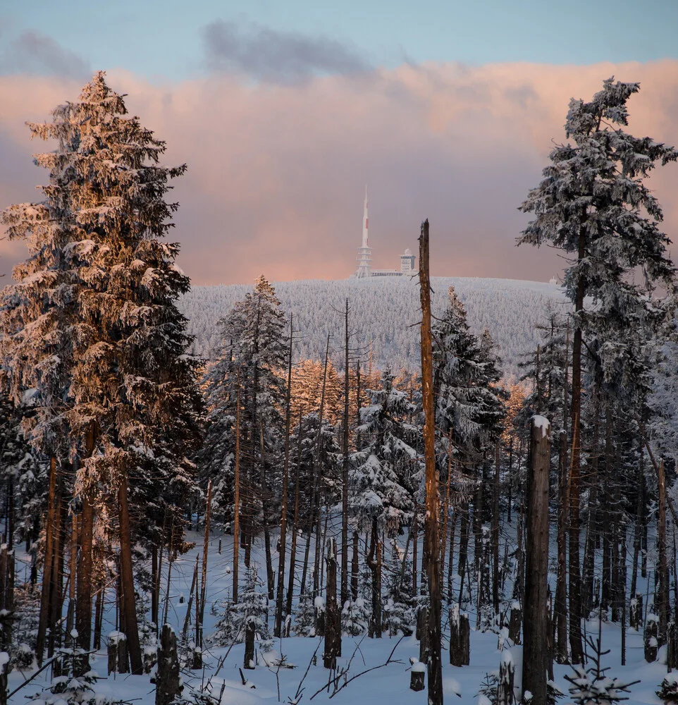 Brocken im Schnee - Fineart photography by Mathias Becker