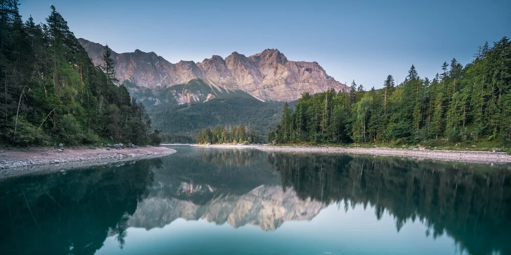 Thomas Junklewitz, Alpine Peaks Reflected in Lake Eibsee - Germany, Europe
