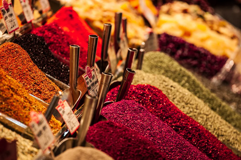 spices all in a row - Fineart photography by Philipp Langebner