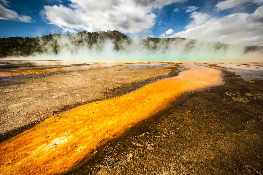 Grand Prismatic Spring on a cold Day - fotokunst von Michael Stein