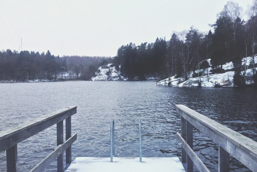 Silent Lake - fotokunst von Luca Maini