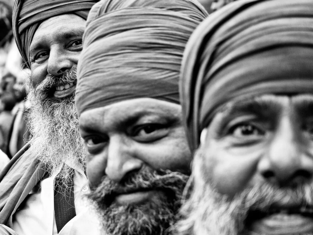 happy people - fotokunst von Jagdev Singh