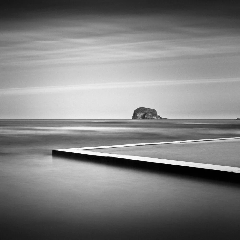 North Berwick Tidal Pool 2 - fotokunst von Ronnie Baxter