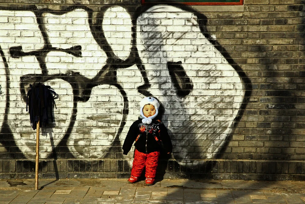 graffiti child - fotokunst von Gloria Jansen