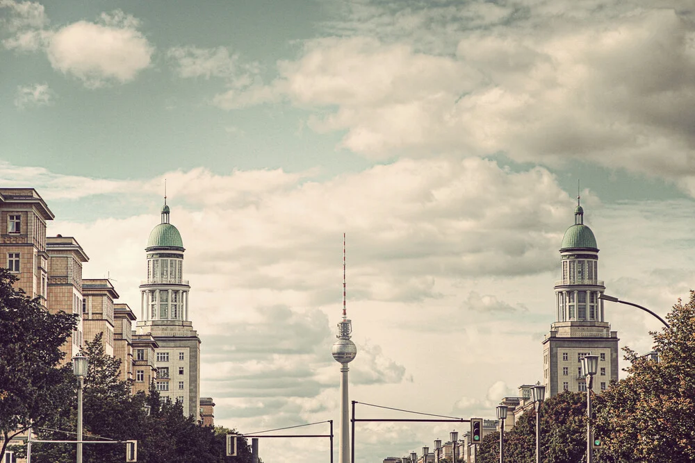 Frankfurter Tor - fotokunst von Michael Belhadi