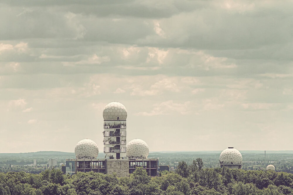 Teufelsberg - fotokunst von Michael Belhadi