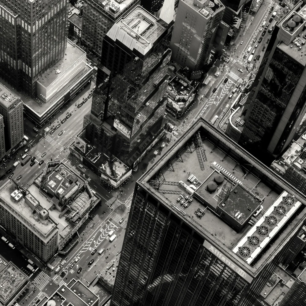 Stompin' down Broadway - Fineart photography by Regis Boileau