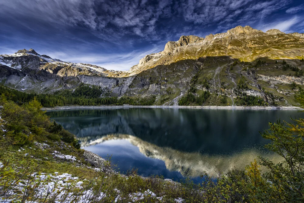 Lake de Tseuzier-B , Switzerland - fotokunst von Franzel Drepper