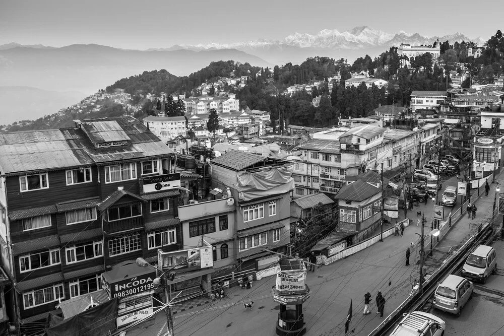 Darjeeling with Kanchendzonga-Range - Fineart photography by Philipp Weindich