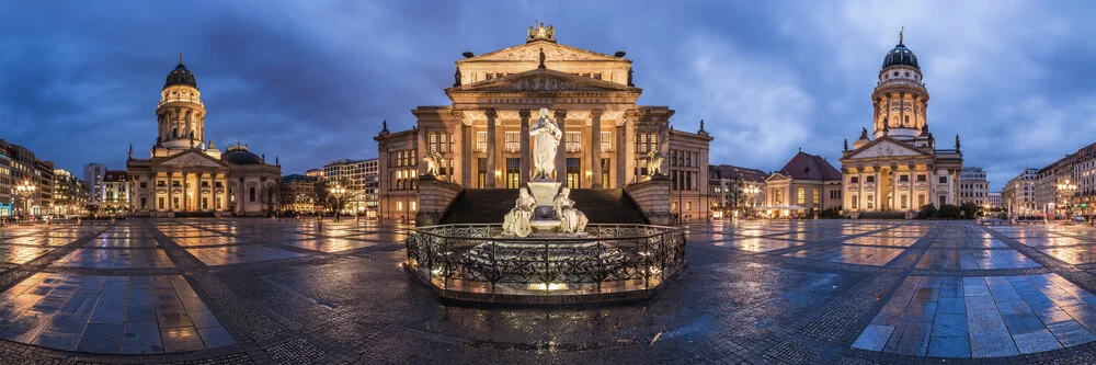 Berlin - Gendarmenmarkt Panorama - fotokunst von Jean Claude Castor