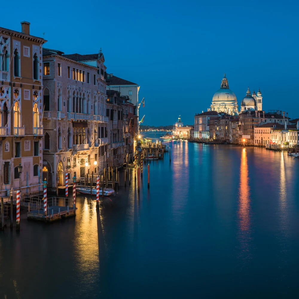 Venedig - Canal Grande - fotokunst von Jean Claude Castor