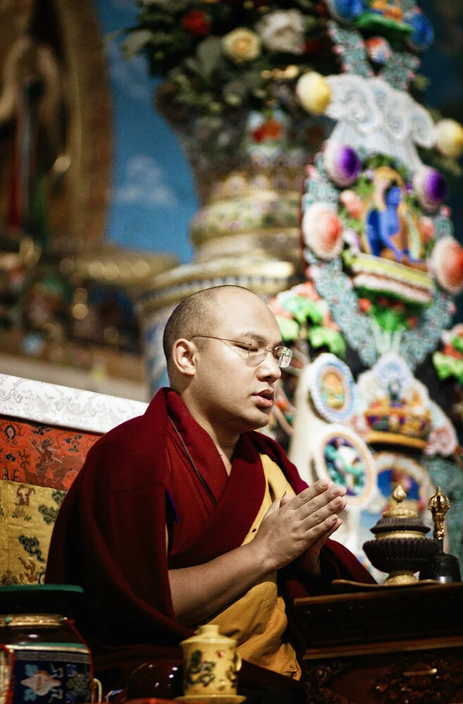 Seine Heiligkeit der 17th Karmapa - fotokunst von Victoria Knobloch