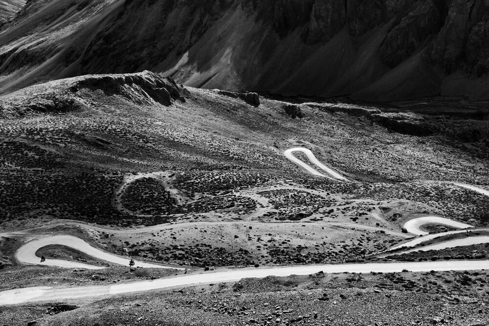 riding the virgin loops - fotokunst von Jagdev Singh