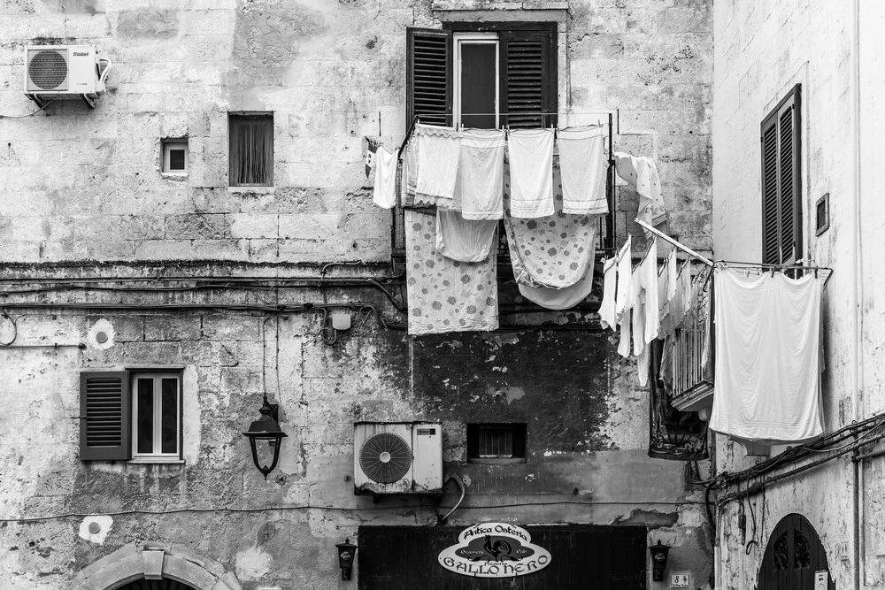 Drying laundry in Monopoli - Fineart photography by Vladan Radivojac