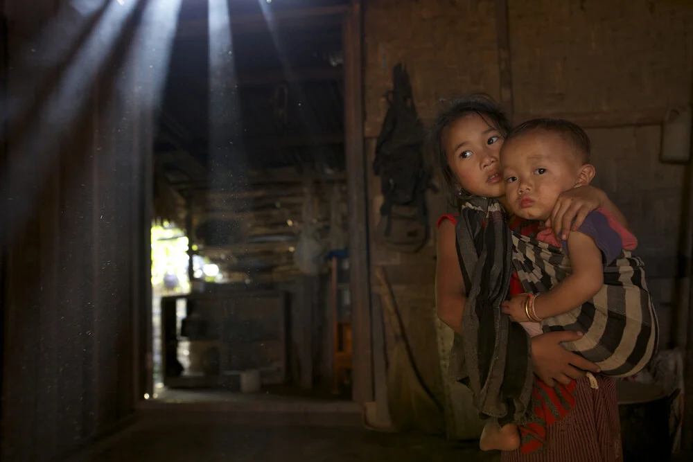 Children in Laos - fotokunst von Christina Feldt