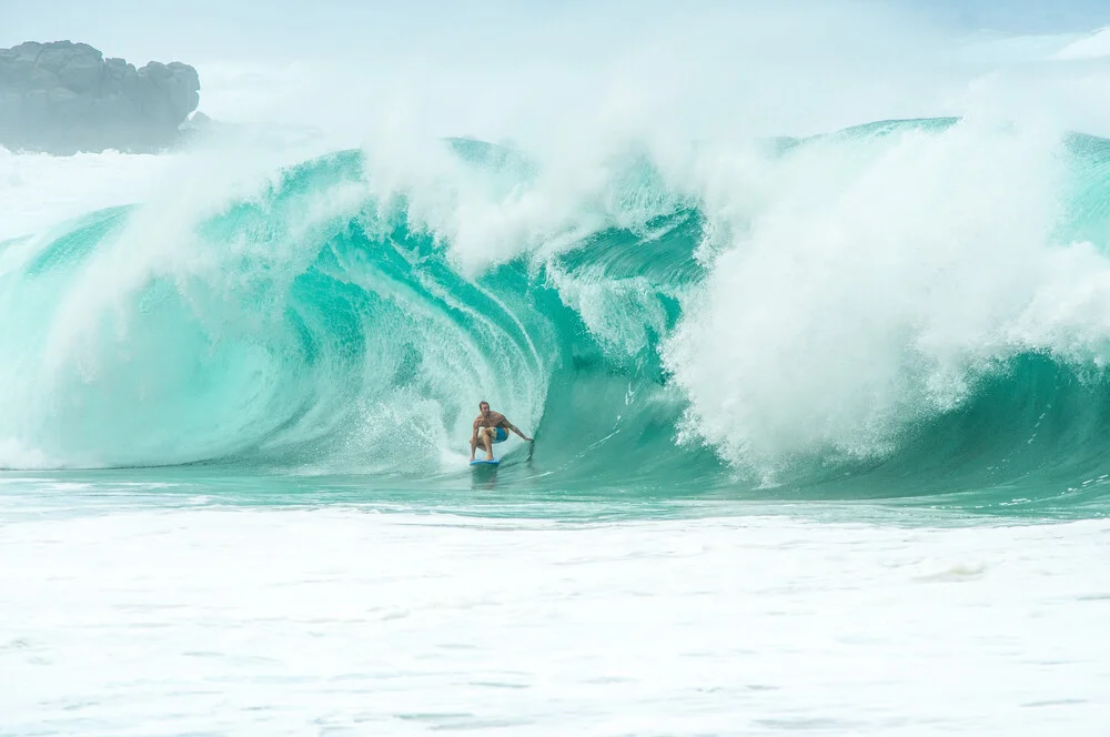 Waimea Shorebreak - Fineart photography by Lars Jacobsen