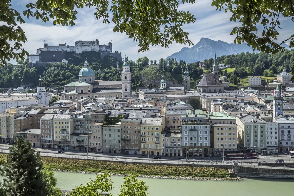 SALZBURG Wunderschöner Blick auf die Altstadt - fotokunst von Melanie Viola