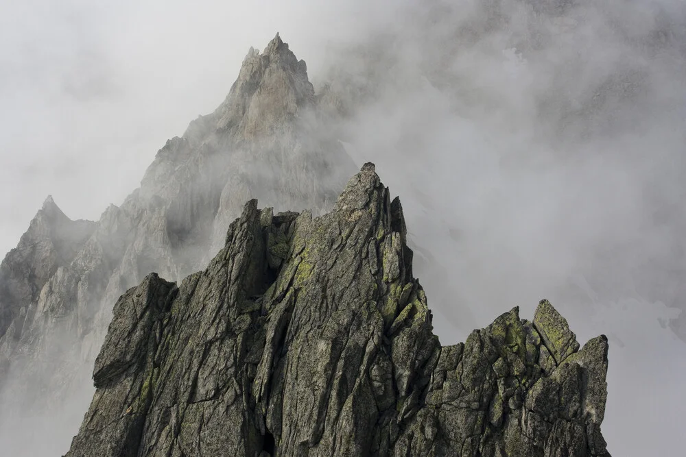 Berge im Nebel - fotokunst von Martin Kensy
