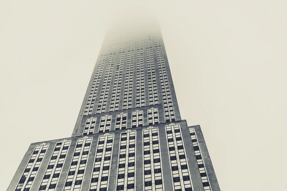 Rockefeller Building - fotokunst von Philipp Langebner