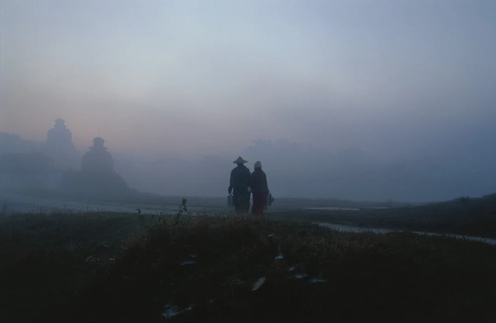 Im Morgennebel - fotokunst von Martin Seeliger