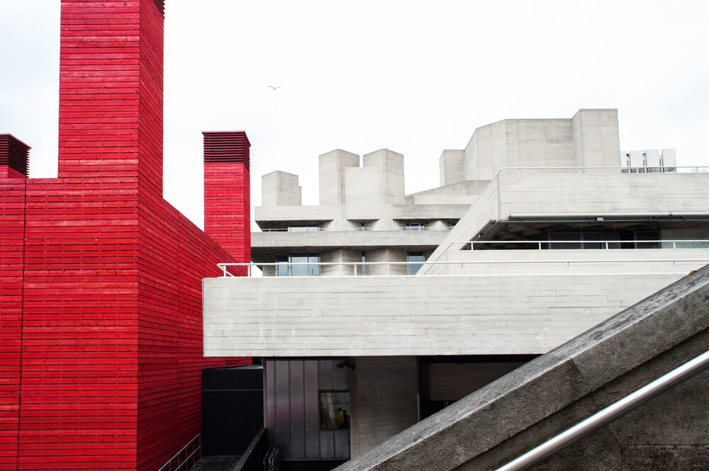 Royal National Theatre - fotokunst von Laura Droße