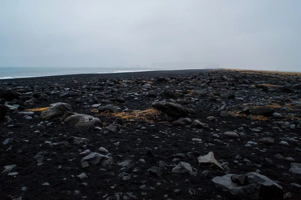 Black Beach - Iceland - fotokunst von Laura Droße