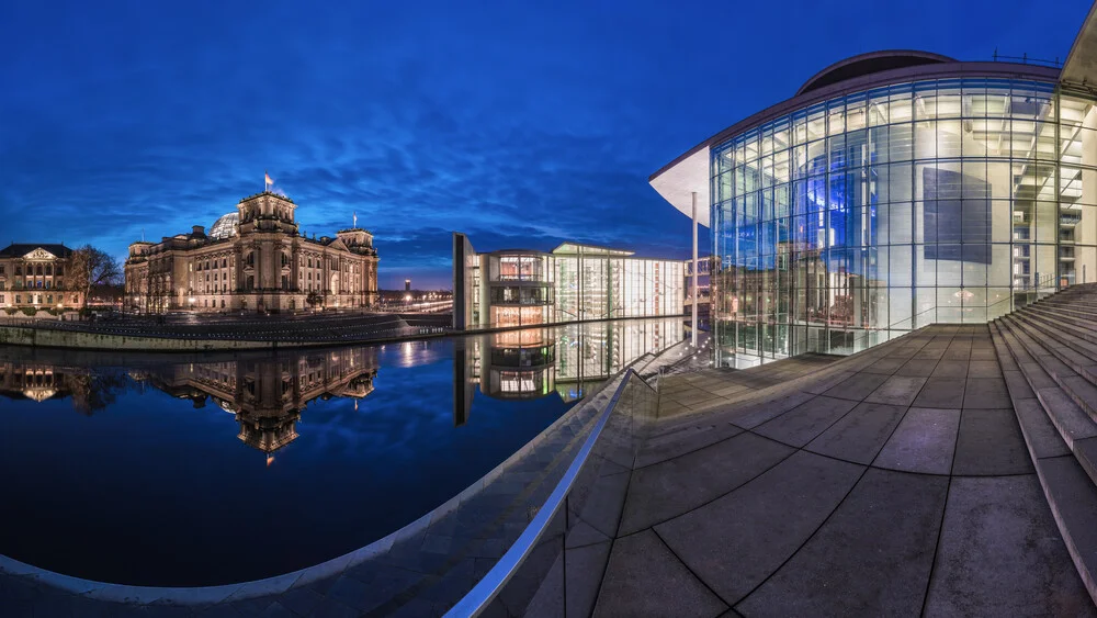 Berlin - Regierungsviertel Panorama Studie II - fotokunst von Jean Claude Castor