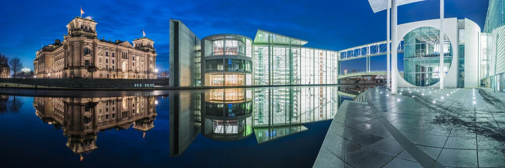 Berlin - Regierungsviertel Panorama Studie III - fotokunst von Jean Claude Castor