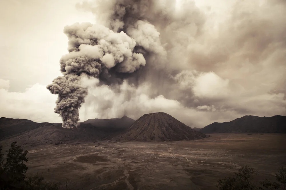 Bromo_02 - Fineart photography by Florian Büttner