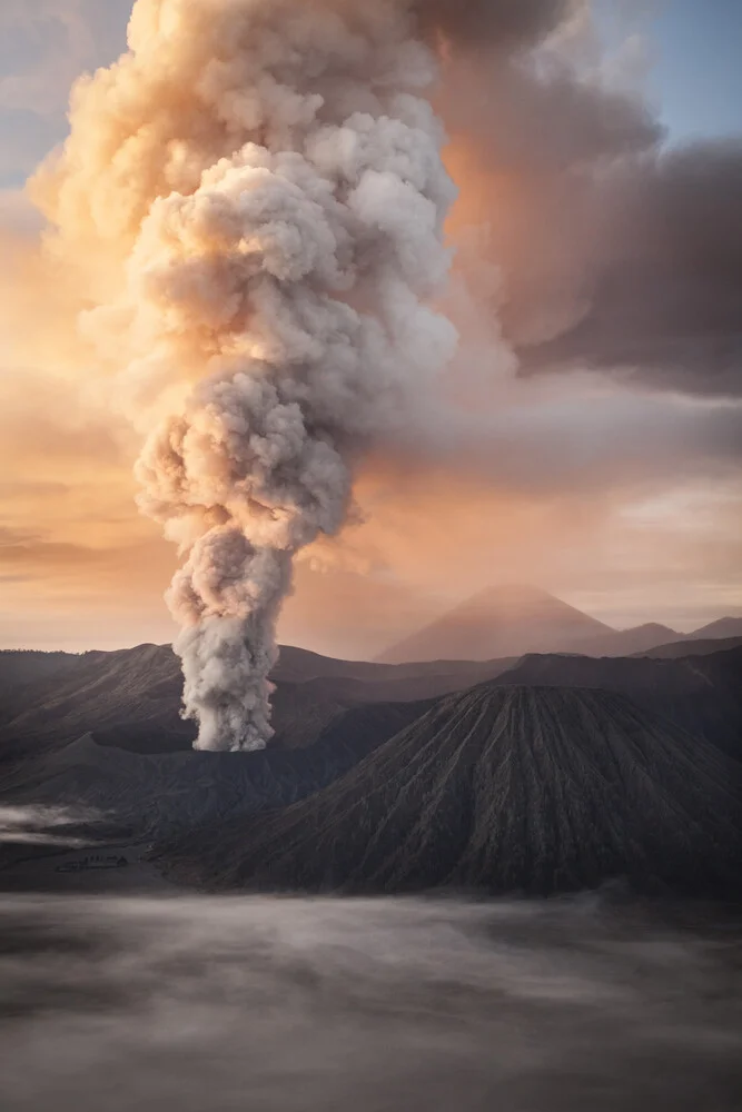 Bromo_05 - Fineart photography by Florian Büttner