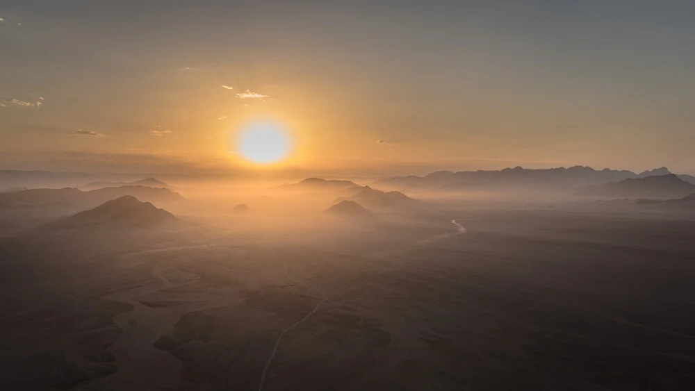 bird´s eye view: sunrise namib naukluft park sossusvlei namibia, luftaufnahme: sonnenaufgang im namib naukluft park  nahe der sossusvlei in namibia - fotokunst von Dennis Wehrmann