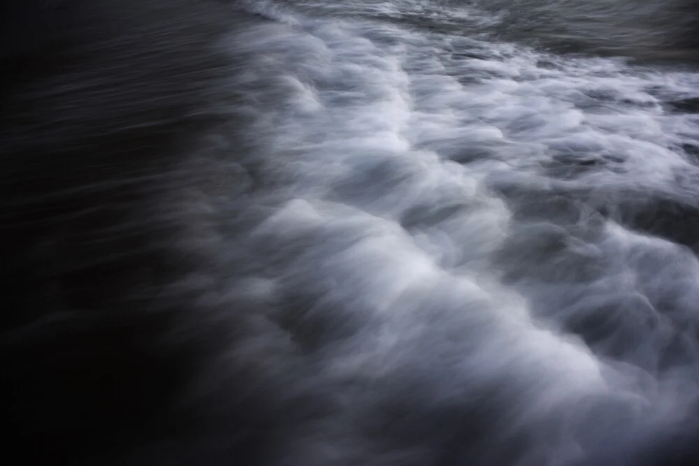 Waves - Fineart photography by Tal Paz-fridman